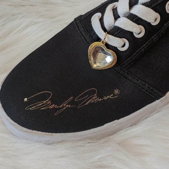 New Marilyn Monroe sneakers - Picture 2 of 5